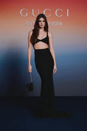 Camila Queiroz Camila Queiroz