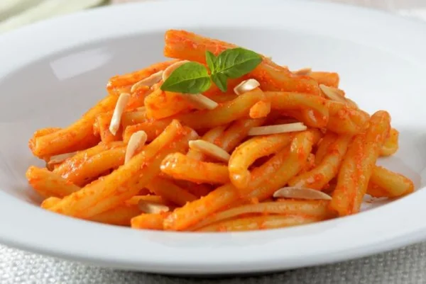macarrão com pimentões ao forno