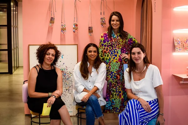 Olivia Lambiasi e Aya Pitaya lançam collab em evento na Prettynew