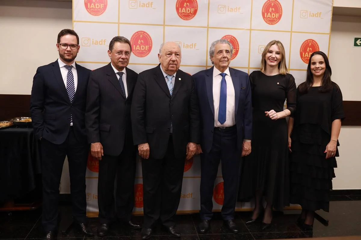 Diogo Toscano, José Gomes, Amauri Serralvo, Raul Livino, Jaqueline Di Domenico e Renata Vianna Diogo Toscano, José Gomes, Amauri Serralvo, Raul Livino, Jaqueline Di Domenico e Renata Vianna