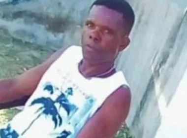 Homem cai de embarcação e está desaparecido no mar em Salvador