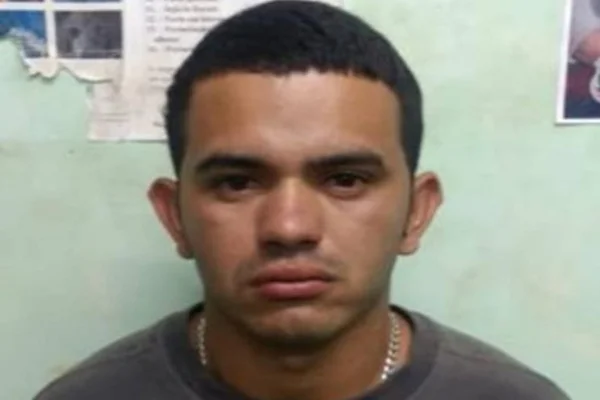 Acusado de feminicídio é condenado por júri com reviravolta em decisão