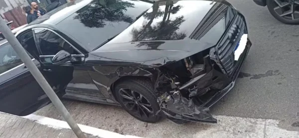 Imagem colorida de carro da Jacqueline- Metrópoles