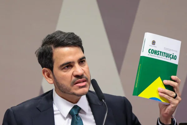 O que Lula disse a um senador por telefone após a derrota de Messias - destaque galeria O que Lula disse a um senador por telefone após a derrota de Messias - destaque galeria