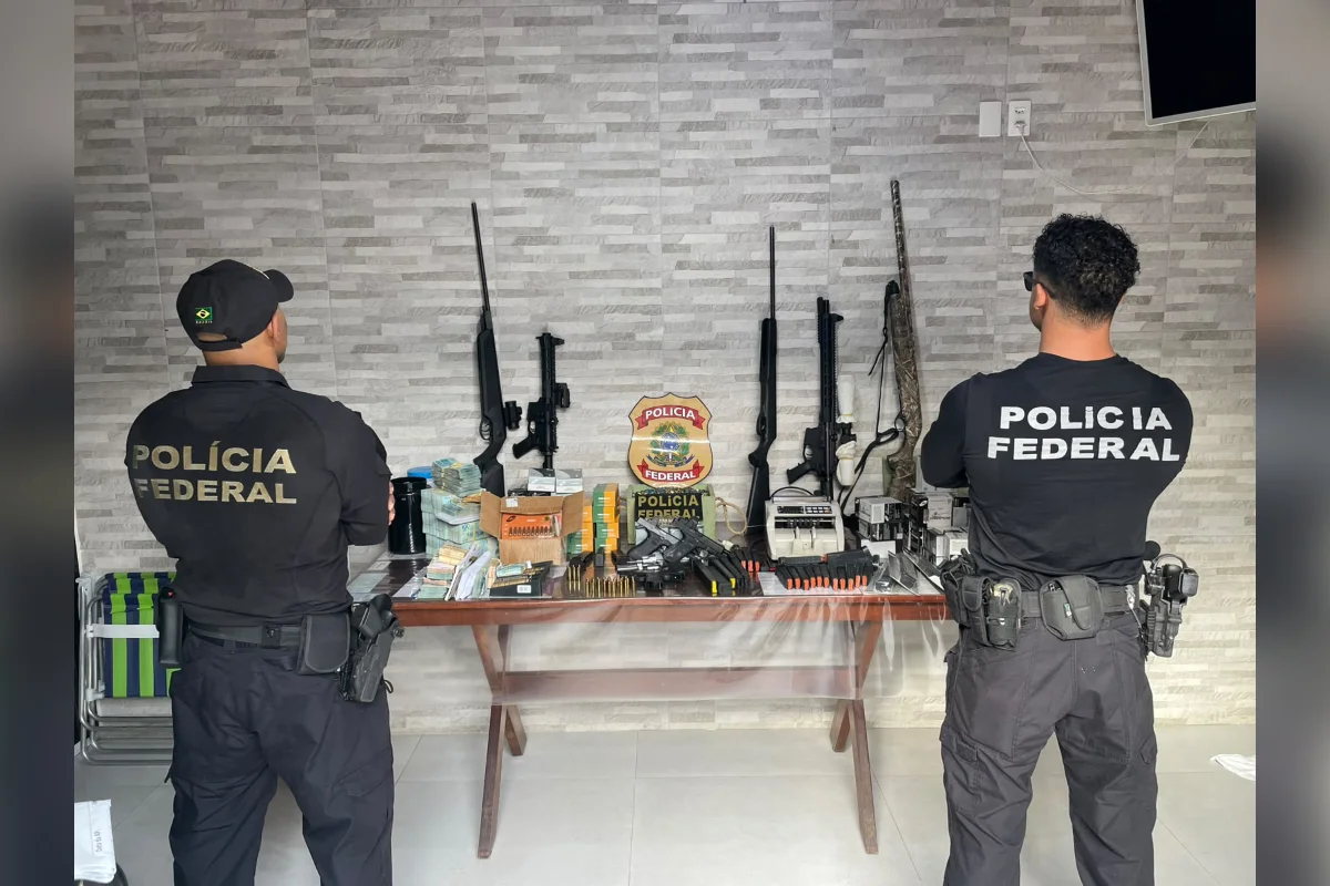 oram cumpridos dois mandados de busca e apreensão, expedidos pela Justiça Federal oram cumpridos dois mandados de busca e apreensão, expedidos pela Justiça Federal