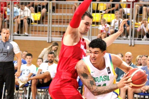 De virada, Seleção Brasileira de basquete perde para a Croácia