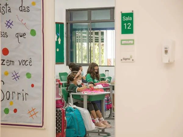 Colégio Sigma oferece educação de qualidade com segurança - destaque galeria