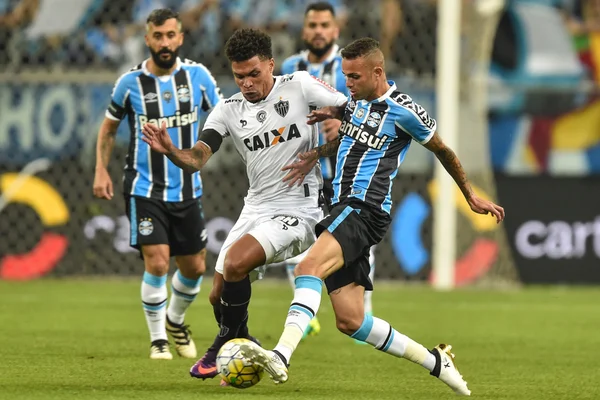 Semifinalistas, Atlético-MG e Grêmio decidiram Copa do Brasil há 10 anos