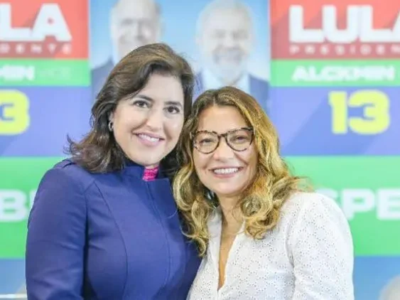 Simone Tebet recebe telefonema de Janja