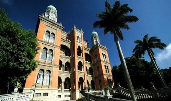 fiocruz 1 fundação do Ministério da Saúde escolheu proposta mais cara para parceria-radardasaude