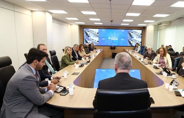 Encontro de Queiroga com deputados