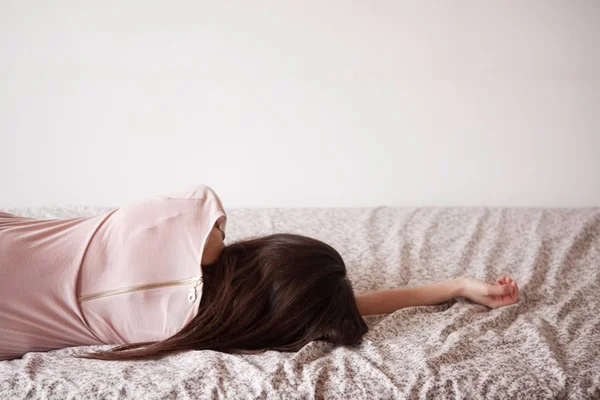 Jovem descreve como é viver com anorexia sexual