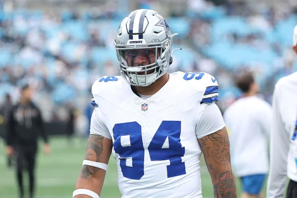 Imagem colorida de jogador do Dallas Cowboys que morreu aos 24 anos- Metrópoles