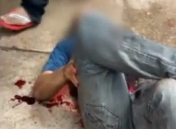 Aluno recebe multa de R$ 4 mil por devolver livro com atraso de 3 anos