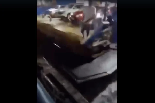 Colisão de balsas na travessia Santos-Guarujá - Metrópoles