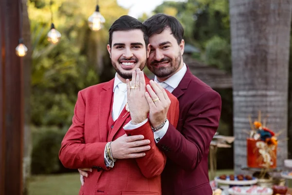 Felipe e Daniel Abem