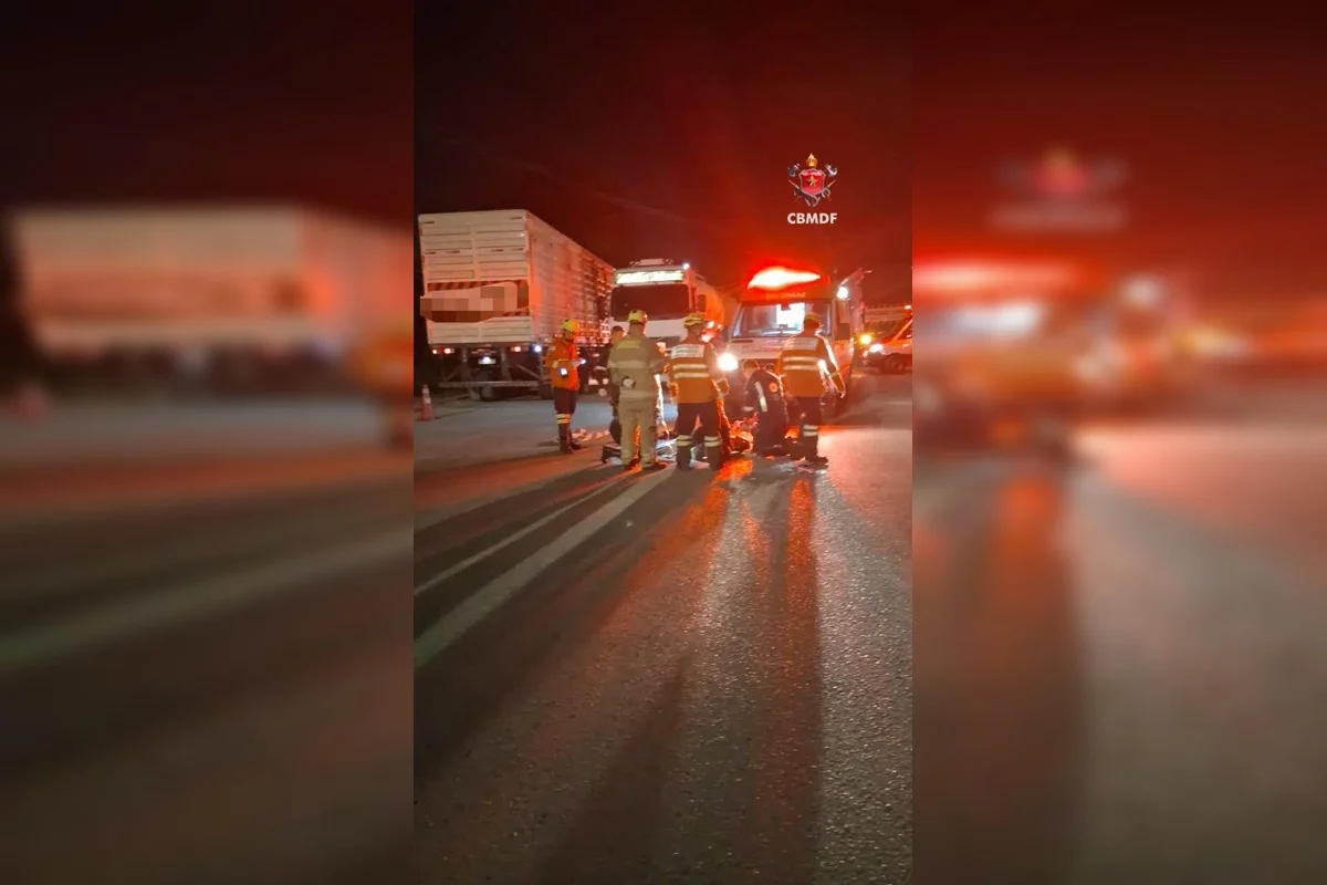 Samu decretaram óbito no local de pedestre atropelado na DF-205 Samu decretaram óbito no local de pedestre atropelado na DF-205