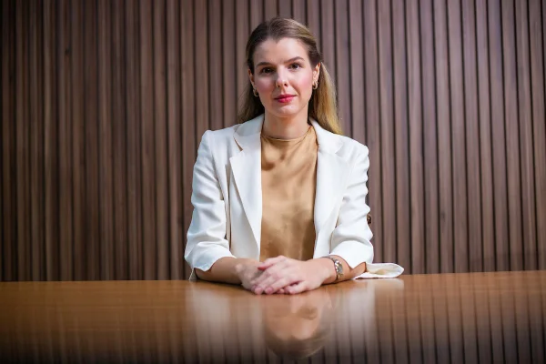 Foto colorida da deputada federal Luisa Canziani (PSD-PR), diretora de Inovação da Frente Parlamentar pelo Brasil Competitivo - Metrópoles