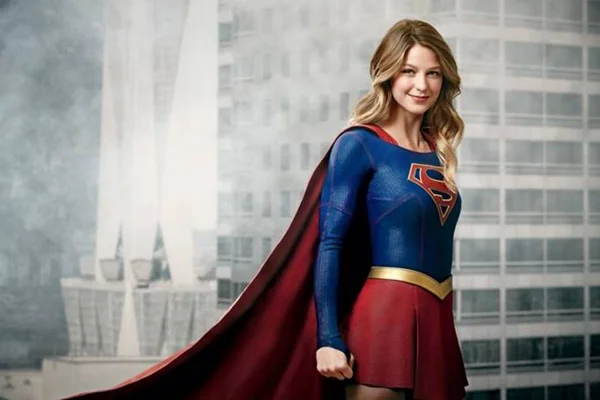 Fãs acusam Supergirl de homofobia e pedem boicote à série