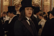 O filme é protagonizado por Caleb Landry Jones O filme é protagonizado por Caleb Landry Jones