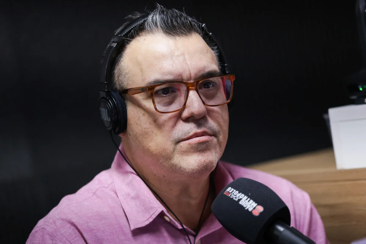 A entrevista com Expedido Mendonça conclui a rodada de sabatinas promovida pela Rádio Metrópoles A entrevista com Expedido Mendonça conclui a rodada de sabatinas promovida pela Rádio Metrópoles