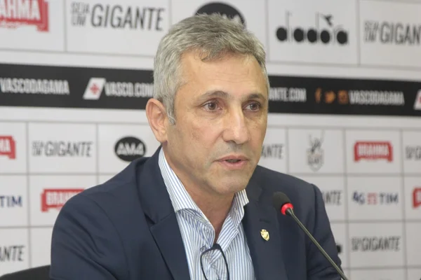 Presidente do Vasco, Alexandre Campello, em entrevista coletiva