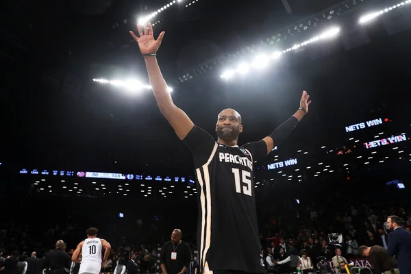 Vince Carter desafia longevidade e a narrativa do veterano na NBA