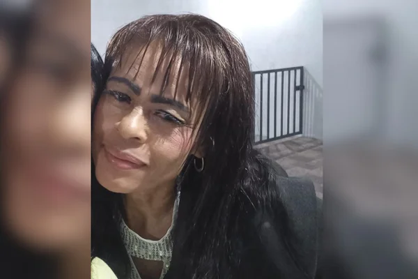 Imagem colorida de Rosimar, desaparecida há mais de 40 dias. Metrópoles