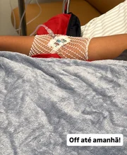 Kaká Diniz mostra Henry no hospital