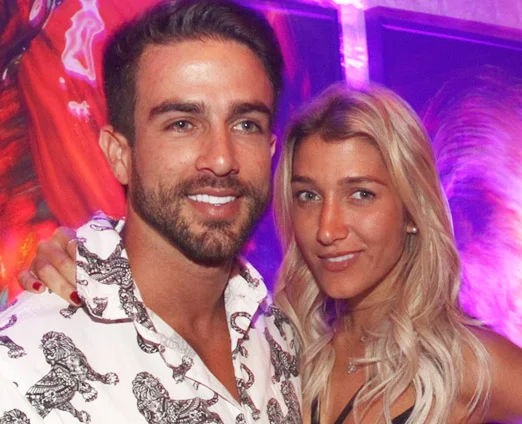Gabriela Pugliesi e o namorado vão se consultar com João de Deus