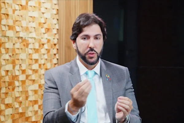Ricardo Caiado, neurocientista de Jair Bolsonaro