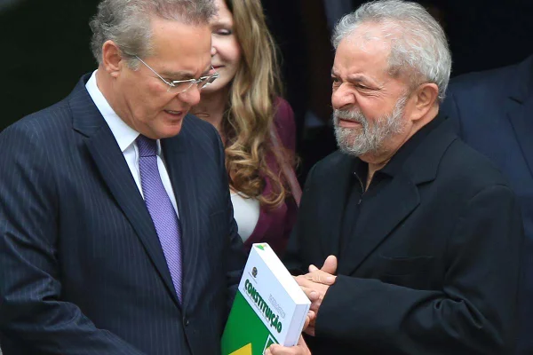 Lula se reúne com Renan Calheiros e senadores do PMDB