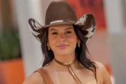 Ana Castela. Ana Castela.