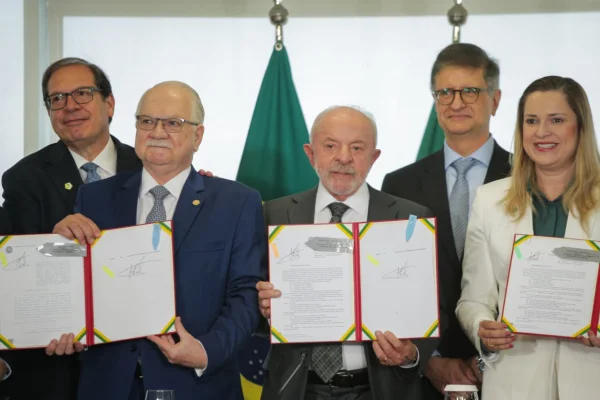 Em evento no Planalto, Gonet exalta “comunhão” dos Três Poderes - destaque galeria Em evento no Planalto, Gonet exalta “comunhão” dos Três Poderes - destaque galeria
