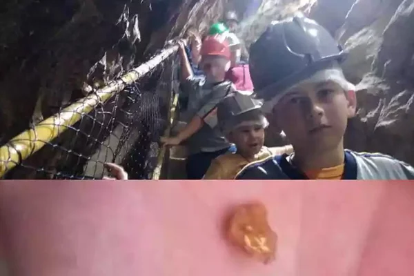 Foto colorida do aluno que encontrou pepita de ouro em mina desativada em Minas Gerais - Metrópoles