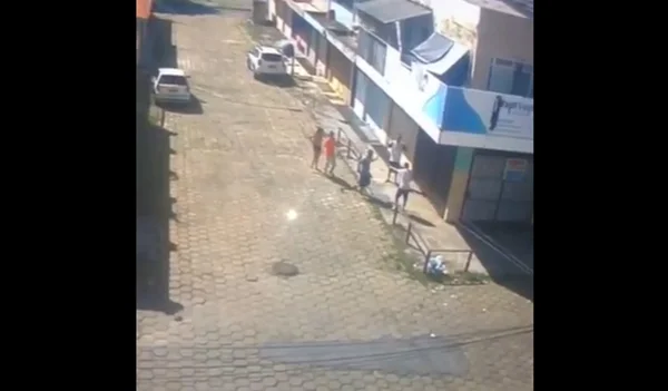 Vídeos mostram novo assalto no Guará I e moradores pedem segurança