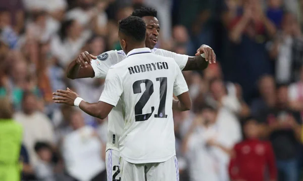 Rodrygo e Vinicius Junior garantem vitória do Real na Champions