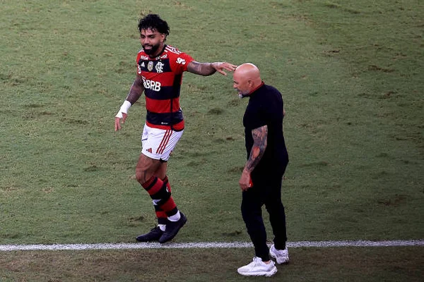 Cinco motivos para as dores de cabeça do Flamengo