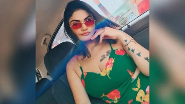 imagem colorida mulher morta com mais de 30 facadas pirenopolis