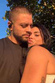 Rodrigo Godoy e a namorada Rhuana