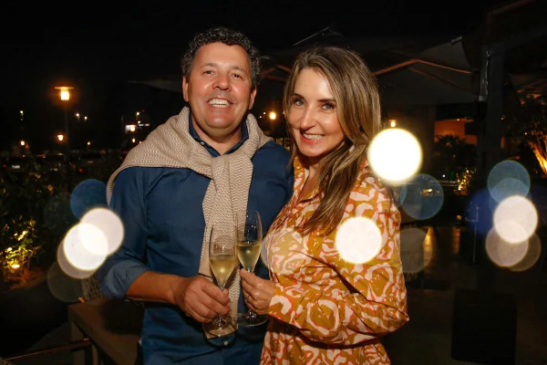01/08/2021. Brasília-DF. Happy hour em comemoração ao aniversário de Juscelino Pereira, dono do restaurante Piselli. Fotos: Arthur Menescal/Especial Metrópoles