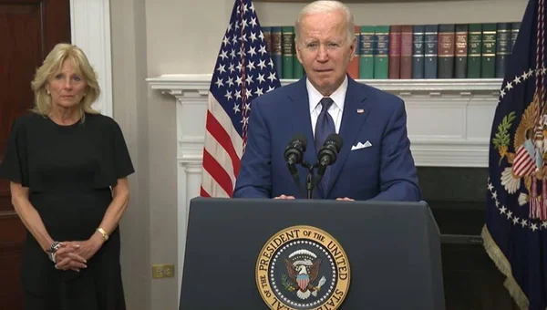 Após novo massacre, Biden diz: “Quando enfrentaremos lobby das armas?”