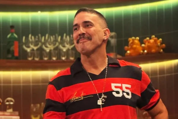 André Marques surpreende e diz que está aposentado aos 46 anos