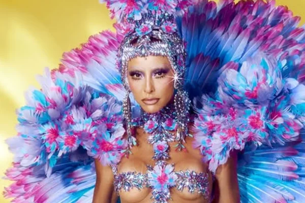Sabrina Sato declara sua paixão pelo Carnaval: “Sou desse lugar”