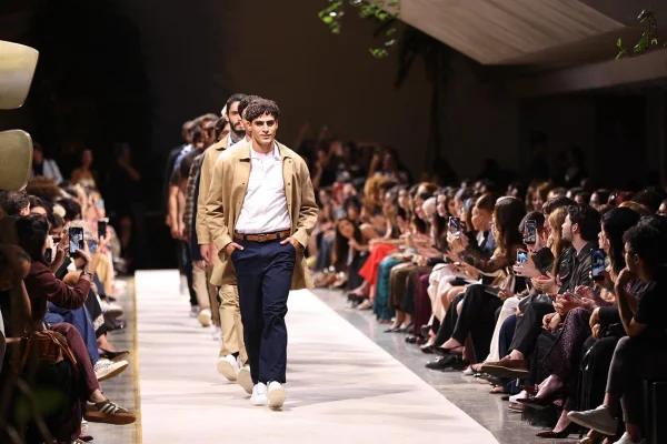 Jacobina, Louback e Foxton encerram programação do Metrópoles Catwalk