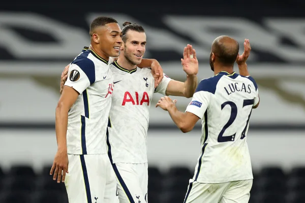 Lucas abre caminho para vitória do Tottenham; Milan e Leicester vão bem