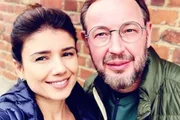 Paula Fernandes e Cláudio Mello viveram um breve romance que durou cerca de cinco meses
