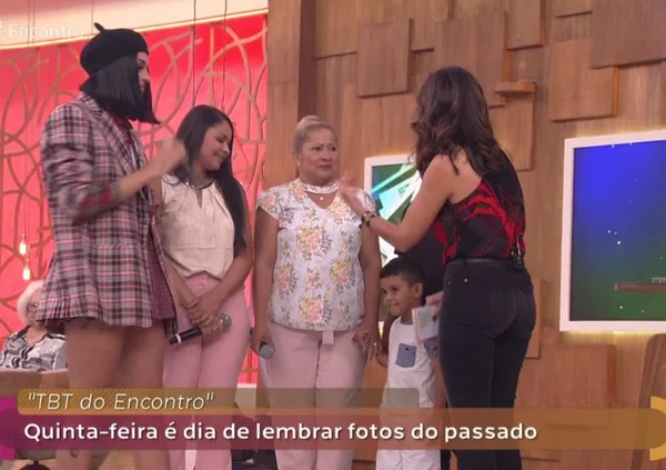 Ana Furtado leva chute na cara de Adnet, ao vivo, no “Encontro”
