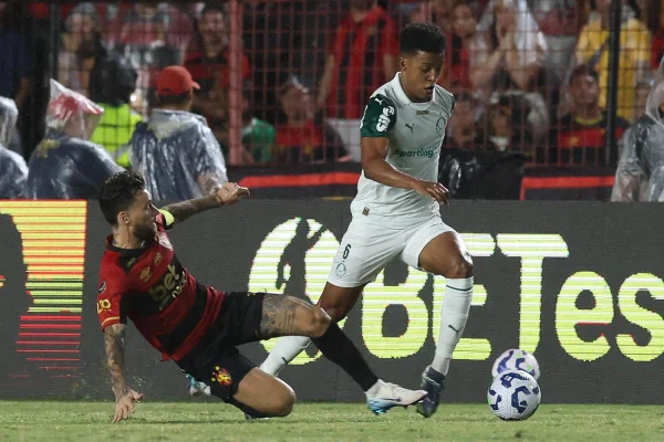 Foto colorida de Sport x Palmeiras pelo Brasileirão - Metrópoles