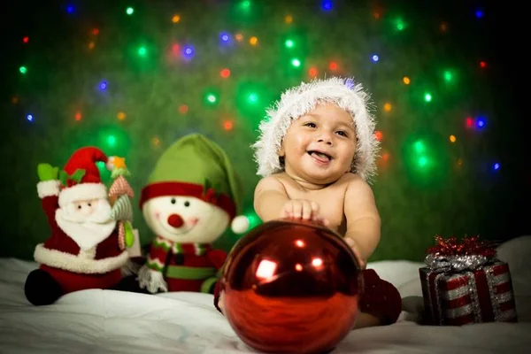 Família faz campanha para cirurgia de filho que tem síndrome rara